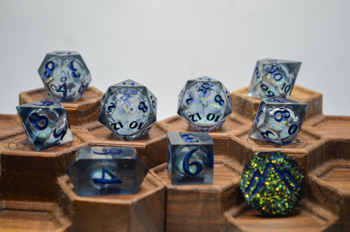 Divine Soul Liquid Core 9 Piece Dice Set