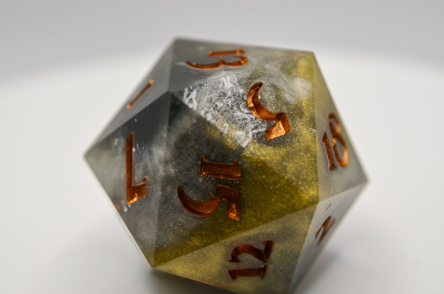Mixed Metallics 30 mm Giant D20