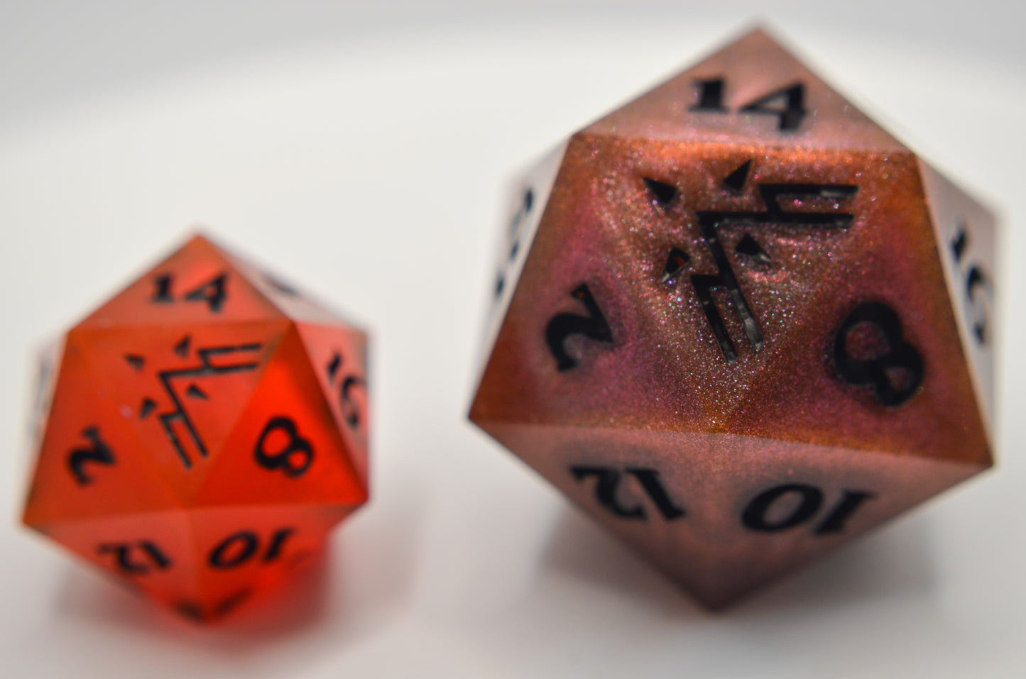 Pink/Green Color Shift 30 mm Giant D20