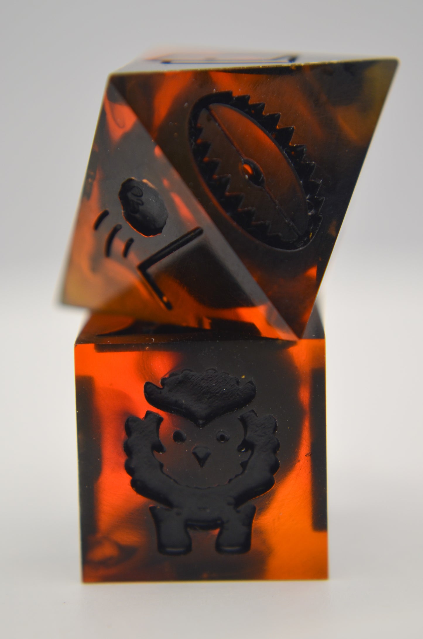 DM D8 and D6 Pair