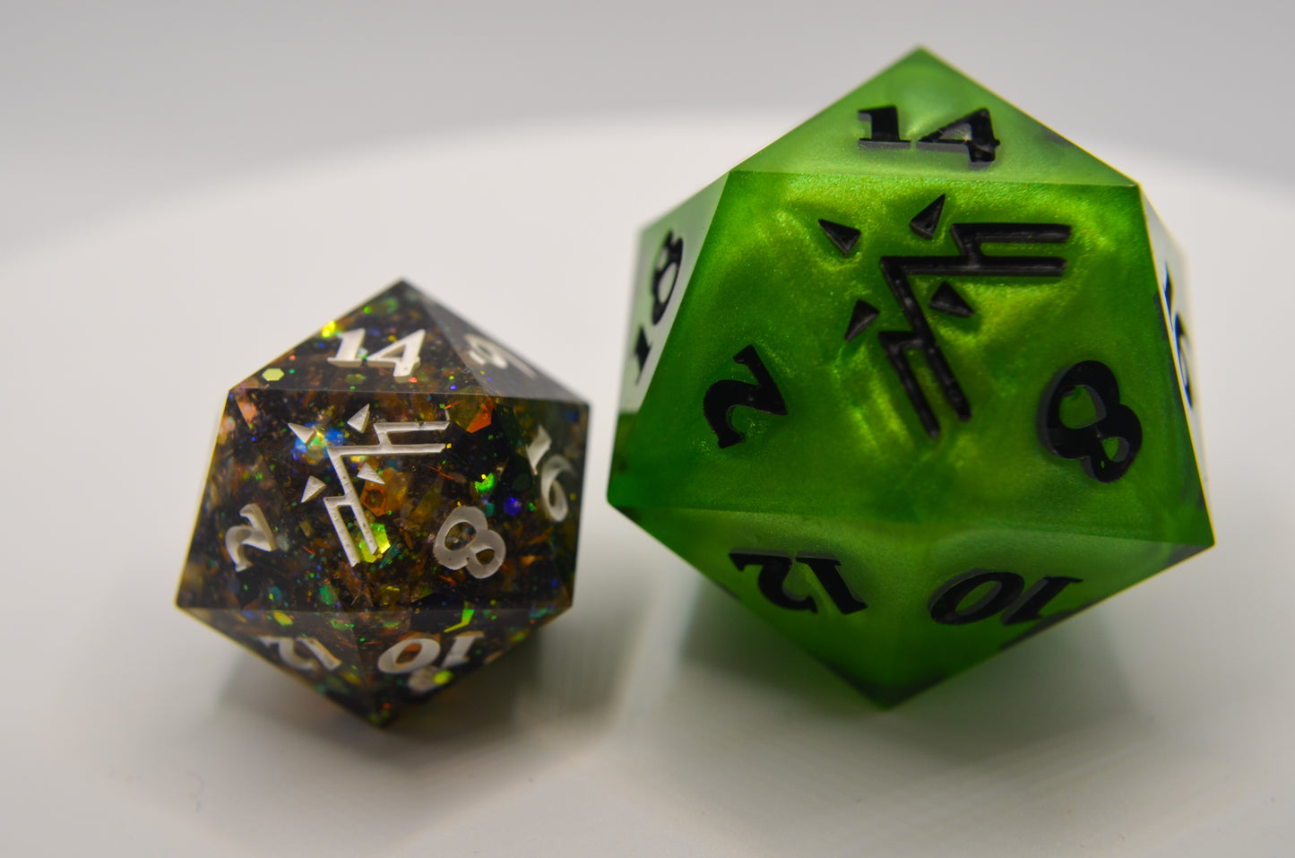 Bright Green Giant D20