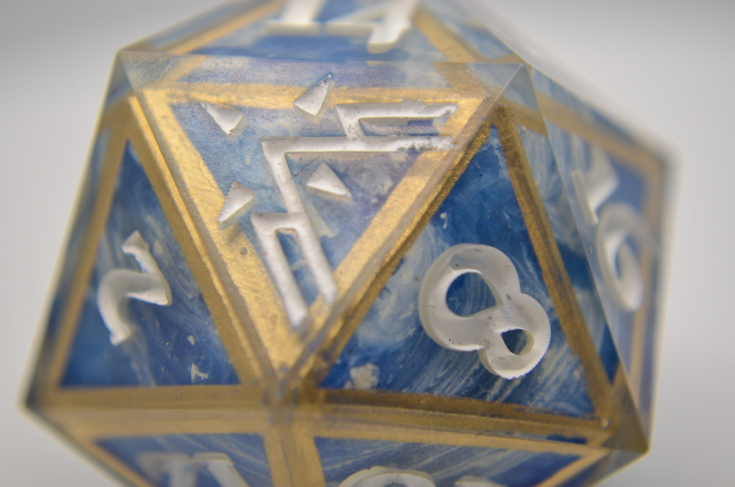 Gold Edges Ocean Giant D20