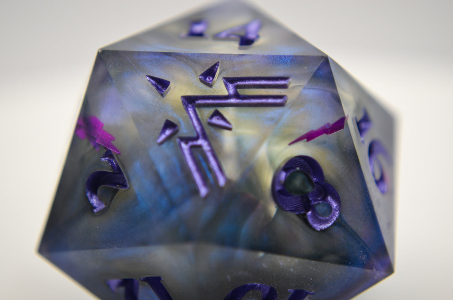 Witch Bolt Giant D20
