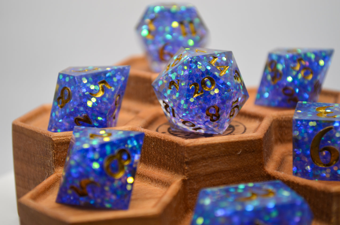 Hypnotic Pattern 7 Piece Dice Set