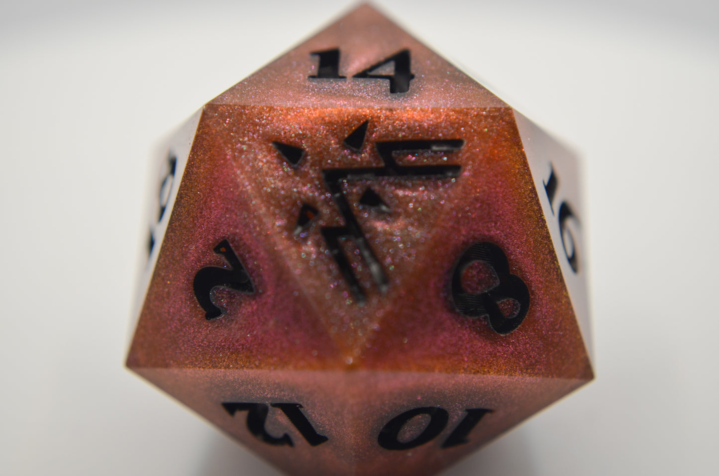 Pink/Green Color Shift 30 mm Giant D20