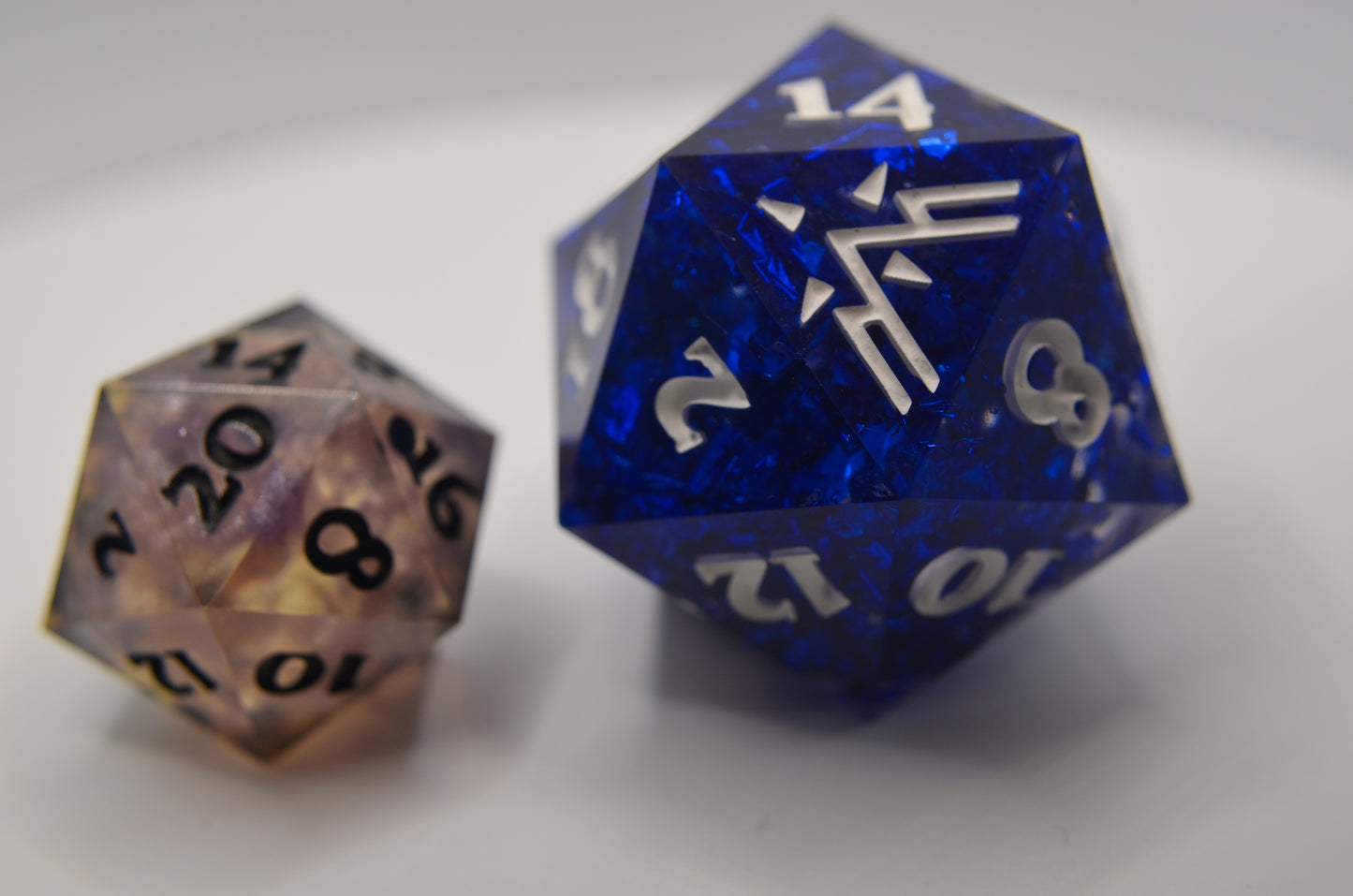 Sapphire Flakes Giant D20