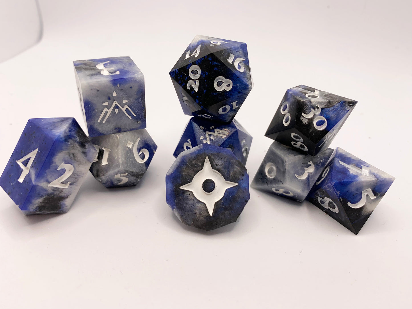 PREORDER "Storm Angel" 9 Piece Dice Set